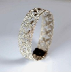 DMC - Kit Diamant - Bobbin Lace Bracelet - Model Tokyo